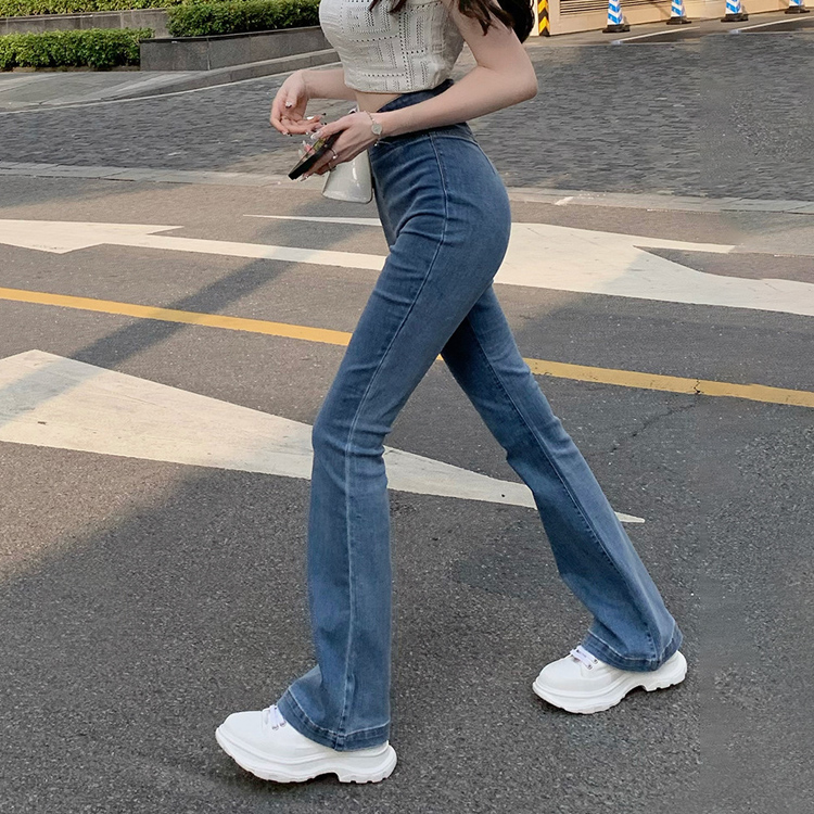 微喇叭彈力顯瘦牛仔褲