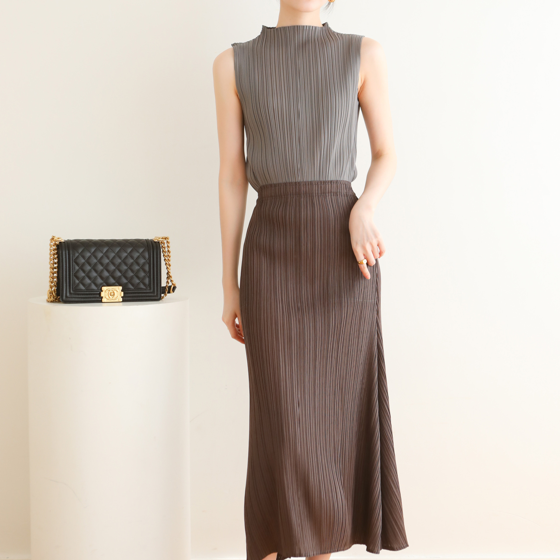 褶皺ins風經典高領無袖復古背心