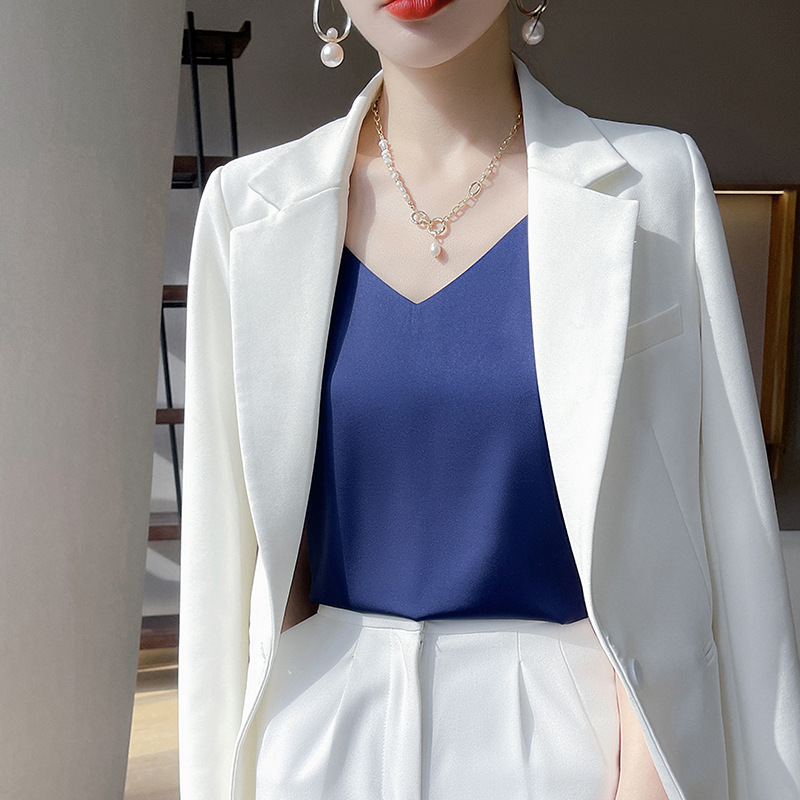 V領簡約緞面桑蠶絲氣質背心（10色）