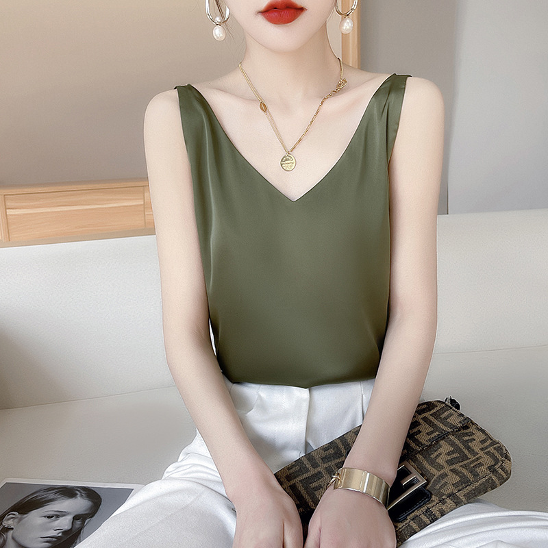 V領簡約緞面桑蠶絲氣質背心（10色）