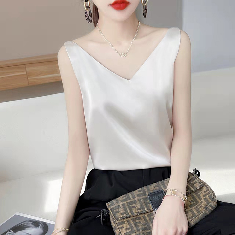 V領簡約緞面桑蠶絲氣質背心（10色）