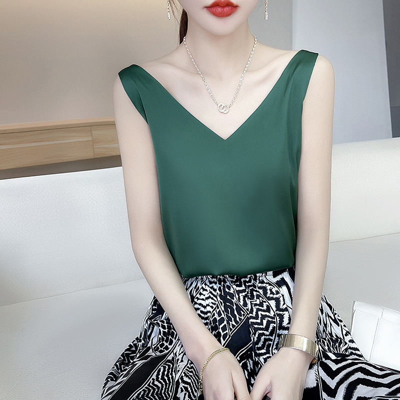 V領簡約緞面桑蠶絲氣質背心（10色）