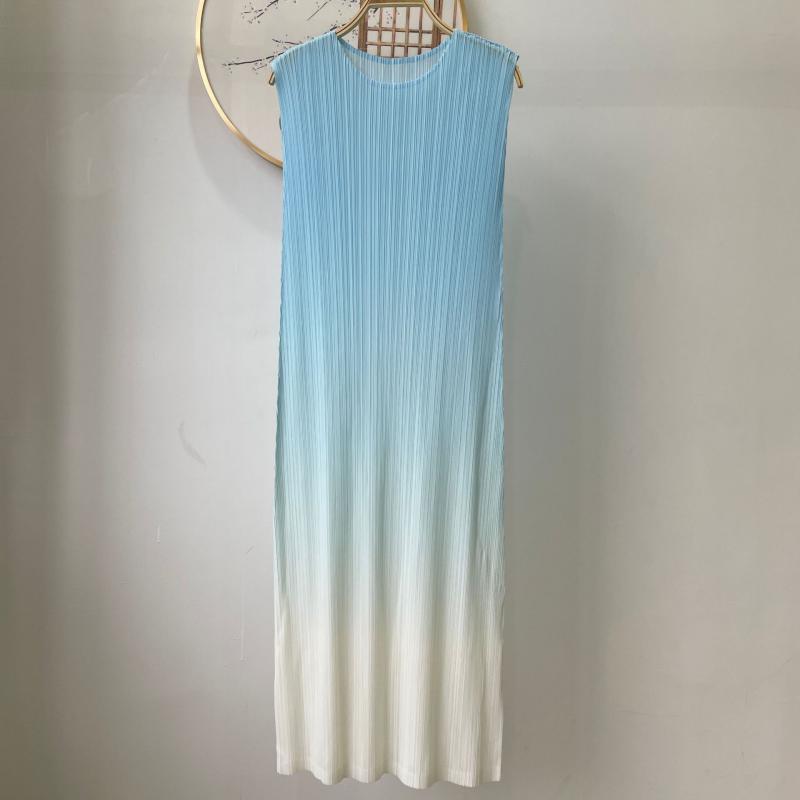 褶皺英倫風氣質印染修身連衣裙（8色）