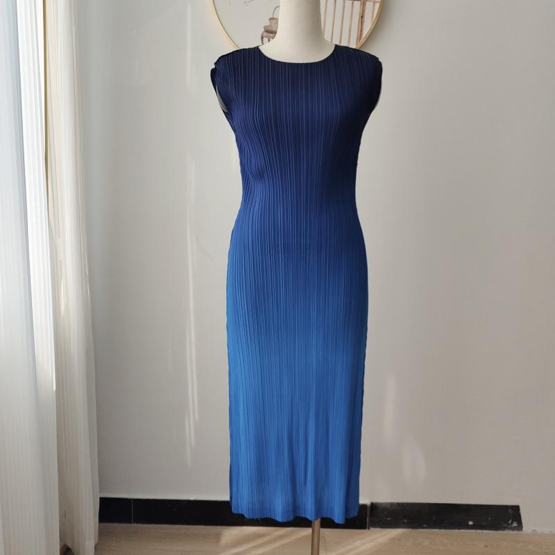 褶皺英倫風氣質印染修身連衣裙（8色）