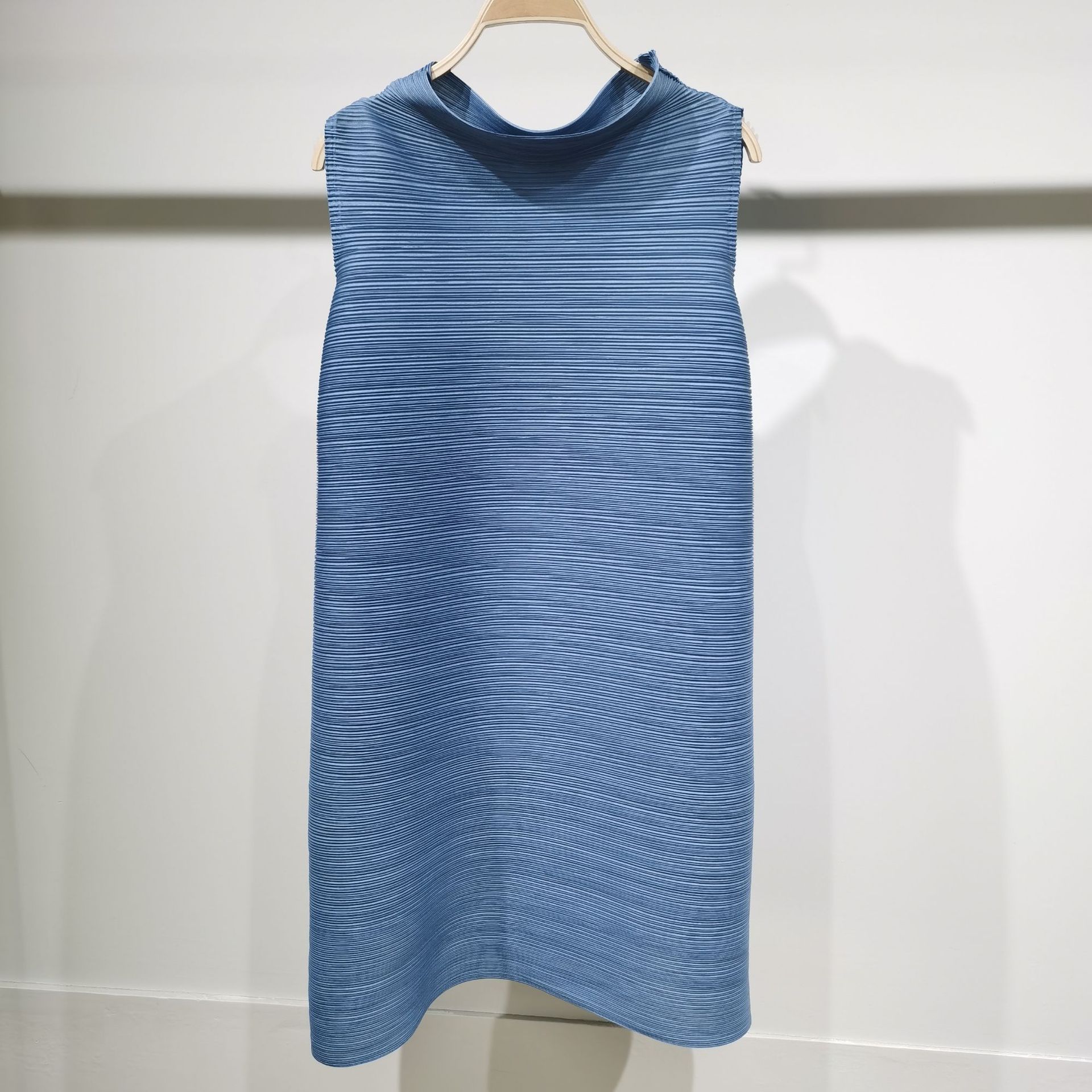 夏季褶皺寬鬆無袖連衣裙（8色）