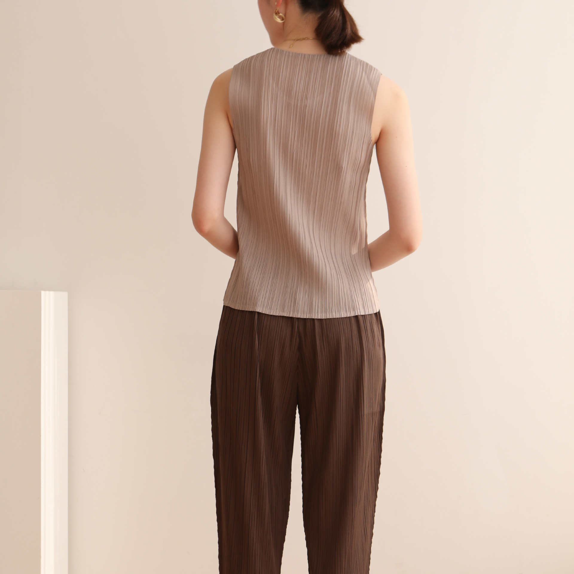 褶皺經典無袖通勤背心（10色）