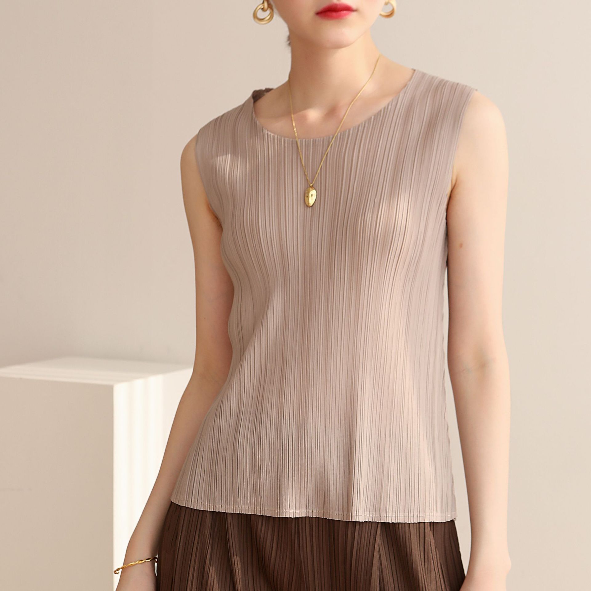 褶皺經典無袖通勤背心（10色）