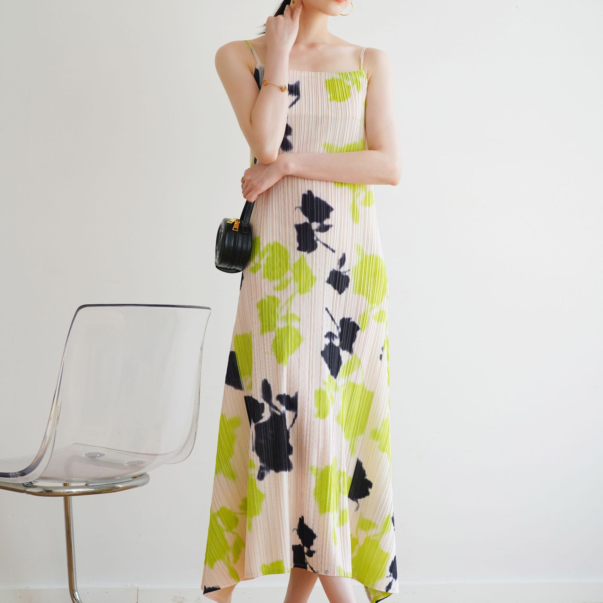 夏季印花褶皺休閒吊帶連衣裙（7色）