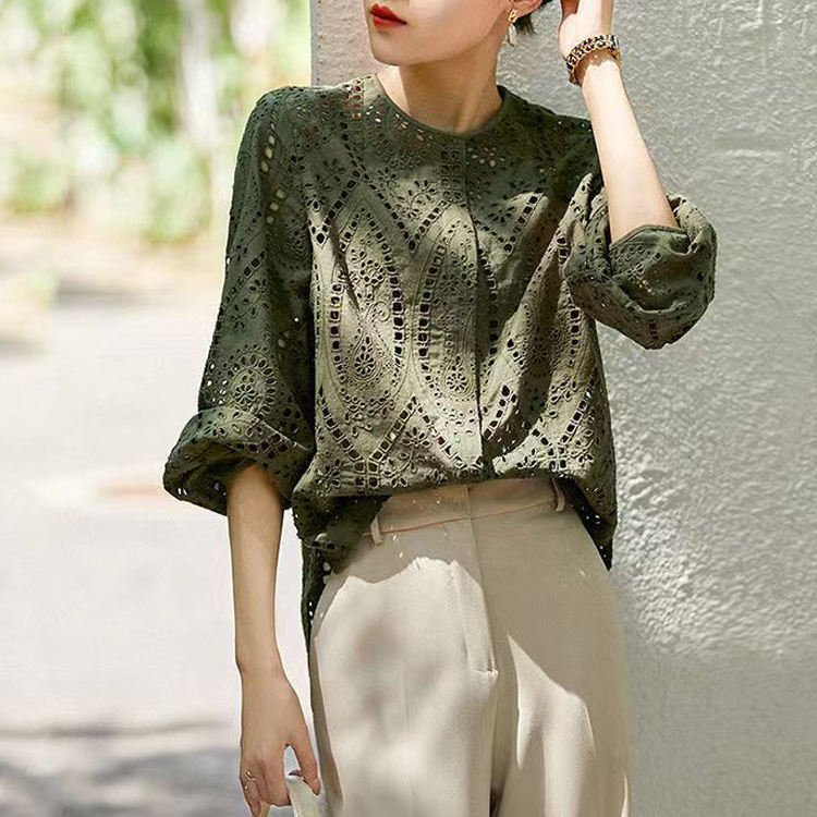 棉鏤空窗格繡花廓形襯衫