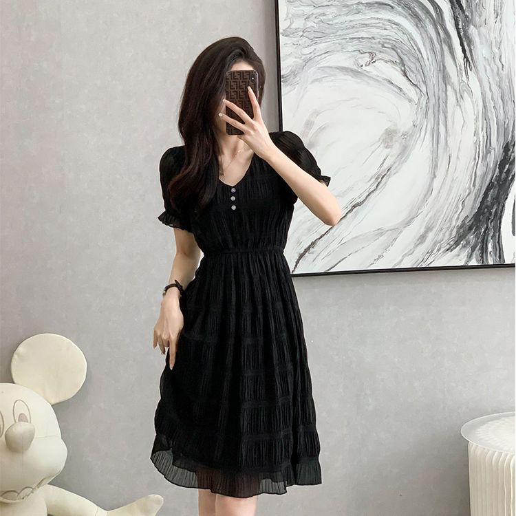 純色雪紡氣質百褶連衣裙