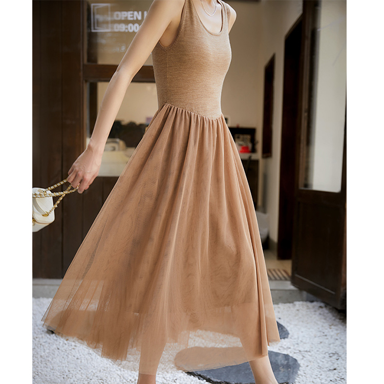 仙氣飄逸蓬蓬網紗吊帶針織連衣裙