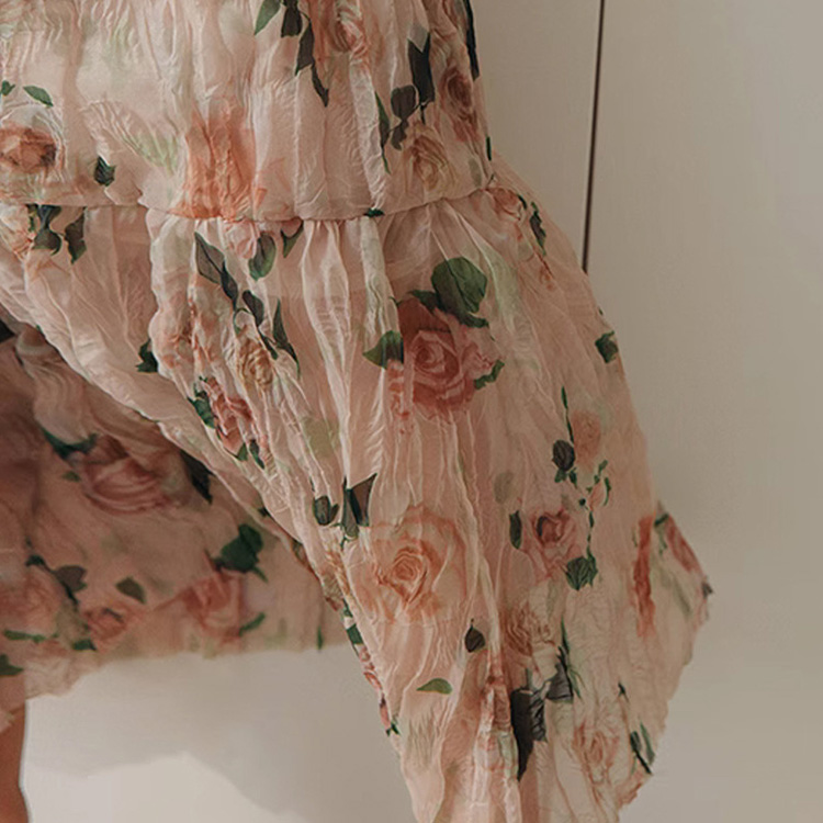 美麗玫瑰印花不規則壓褶歐根紗半身裙