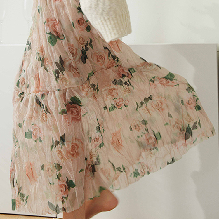 美麗玫瑰印花不規則壓褶歐根紗半身裙
