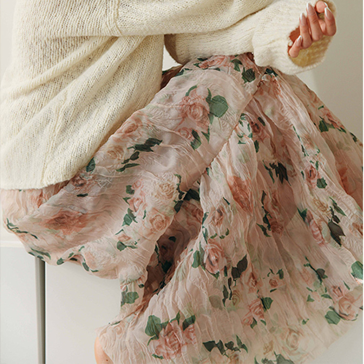 美麗玫瑰印花不規則壓褶歐根紗半身裙