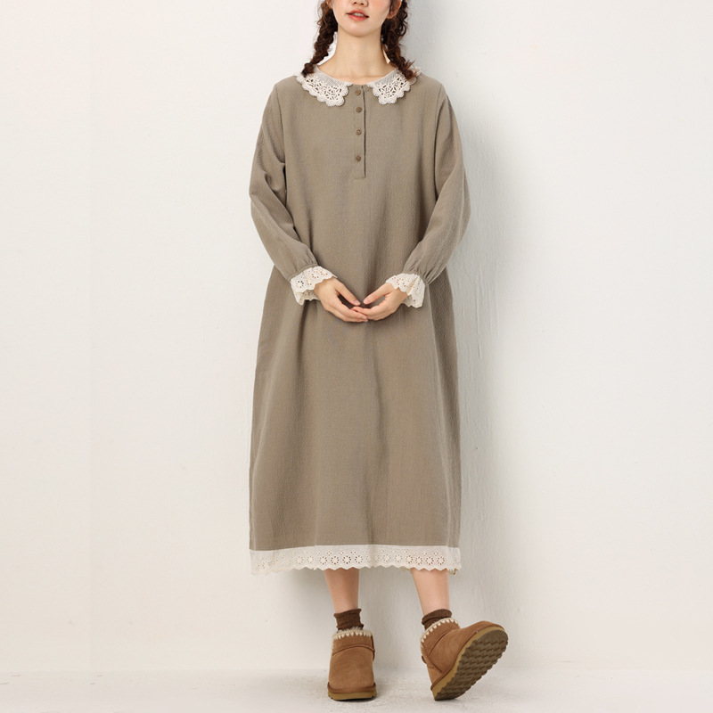 森女蕾絲拼接百搭連衣裙