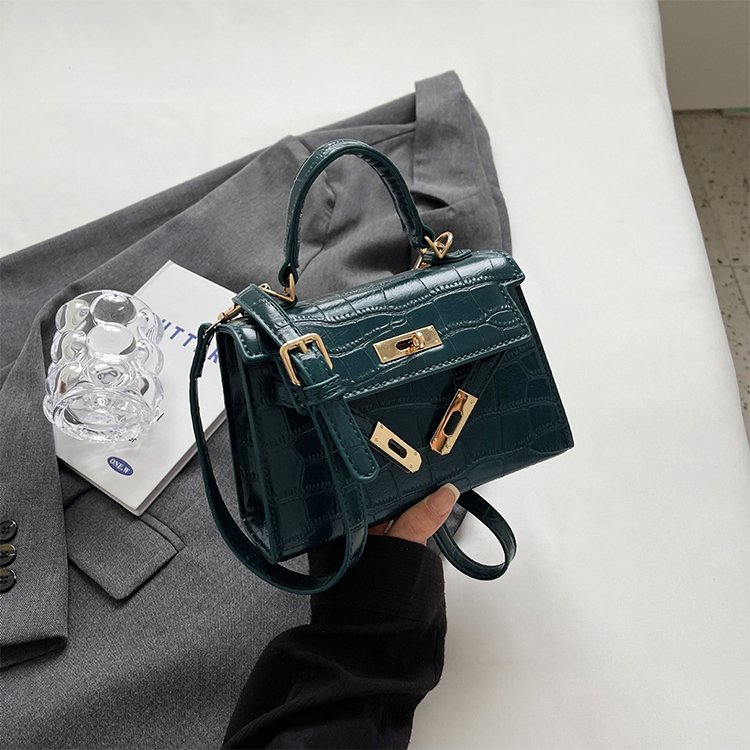 時尚百搭斜跨包小方包