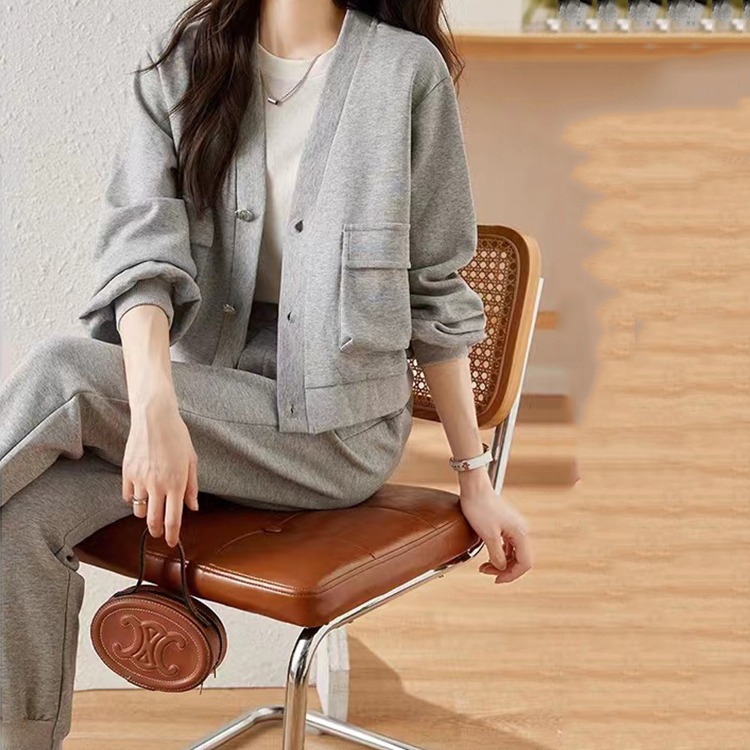 鹽繫穿搭休閒時尚衛衣兩件套