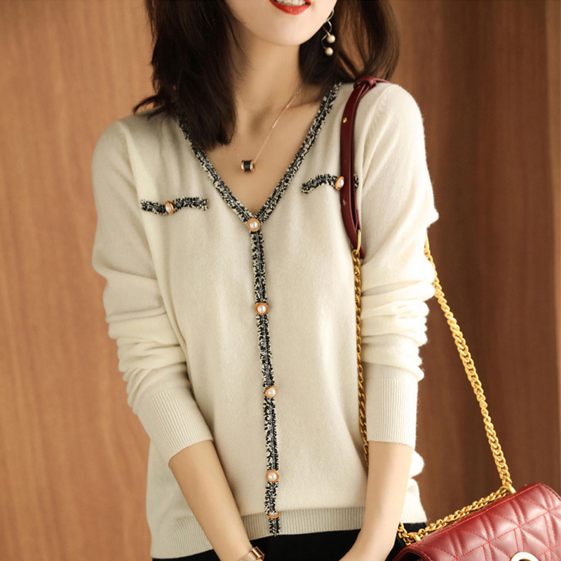 V領小香風顯瘦珍珠扣氣質針織衫