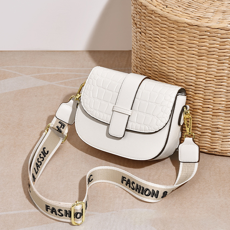 寬帶斜跨馬鞍包