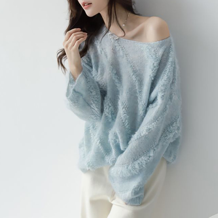 馬海毛軟糯露肩勾花鏤空針織上衣（3色）
