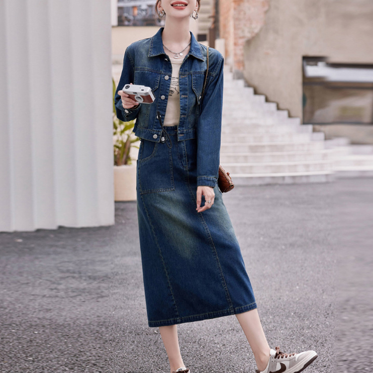 牛仔短外套+包臀長裙套裝