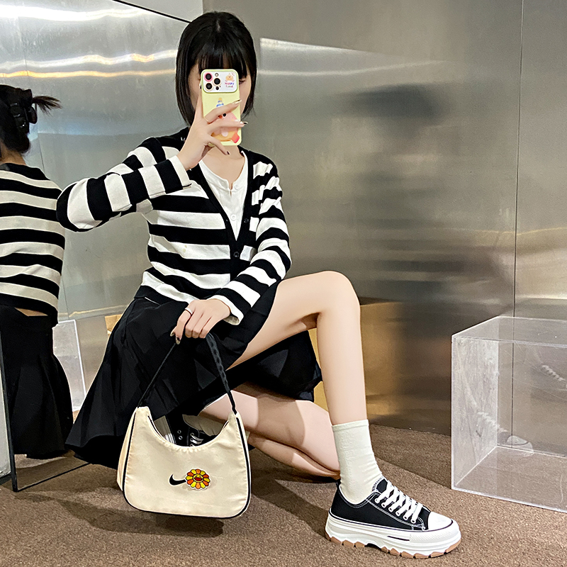 經典增高舒適帆布鞋（2色）