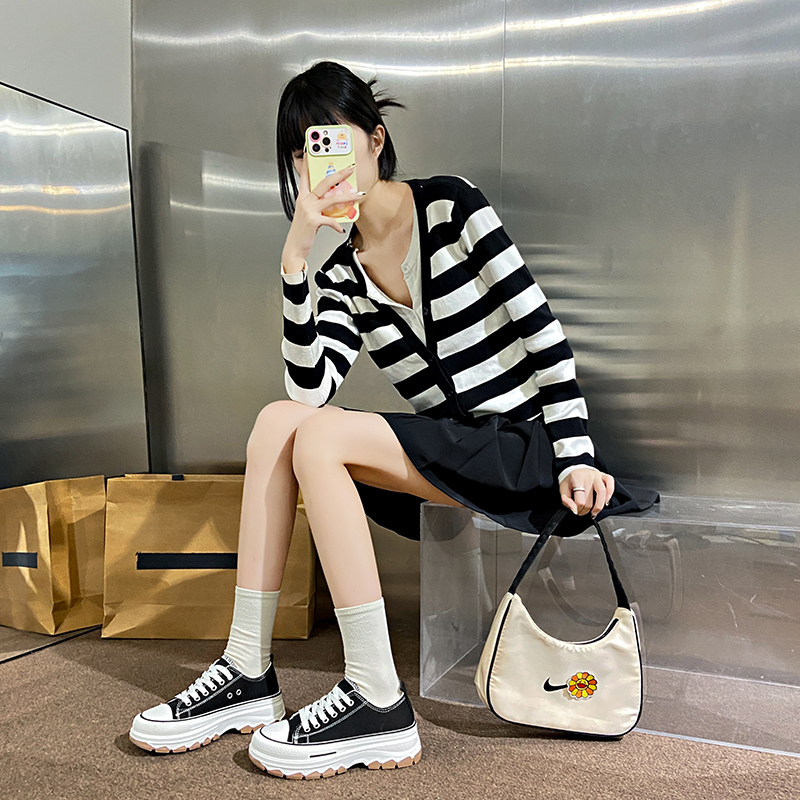 經典增高舒適帆布鞋（2色）