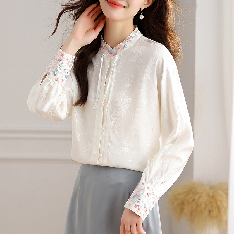 復古刺繡盤扣長袖襯衫