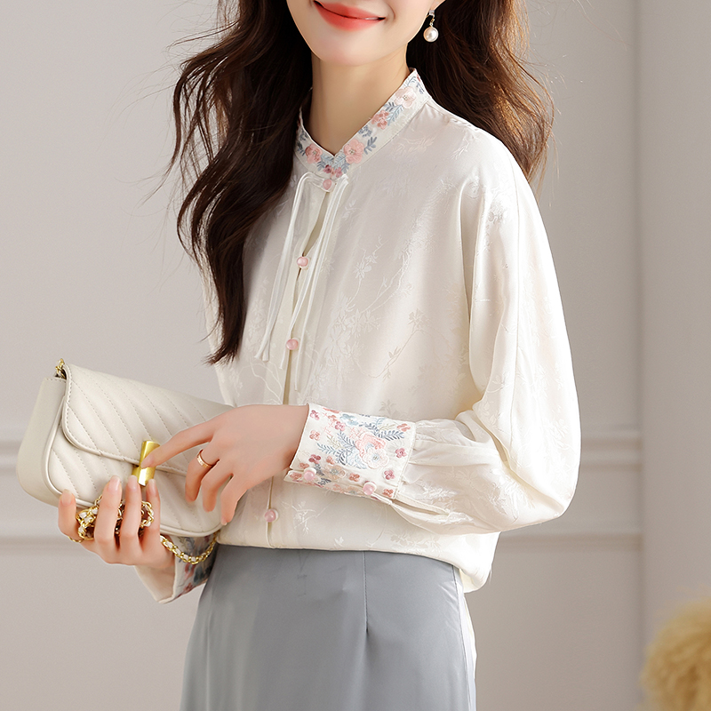復古刺繡盤扣長袖襯衫