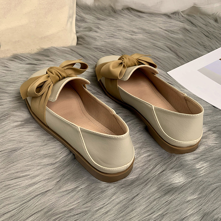 英倫風蝴蝶結圓頭平底單鞋