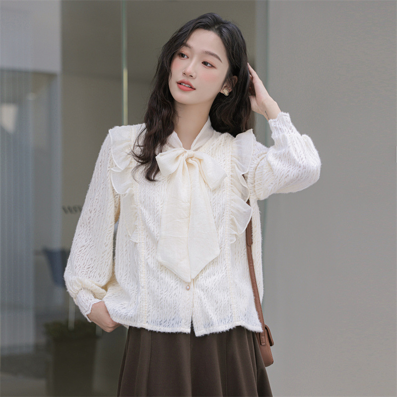 日韓蝴蝶結蕾絲拼接V領襯衫
