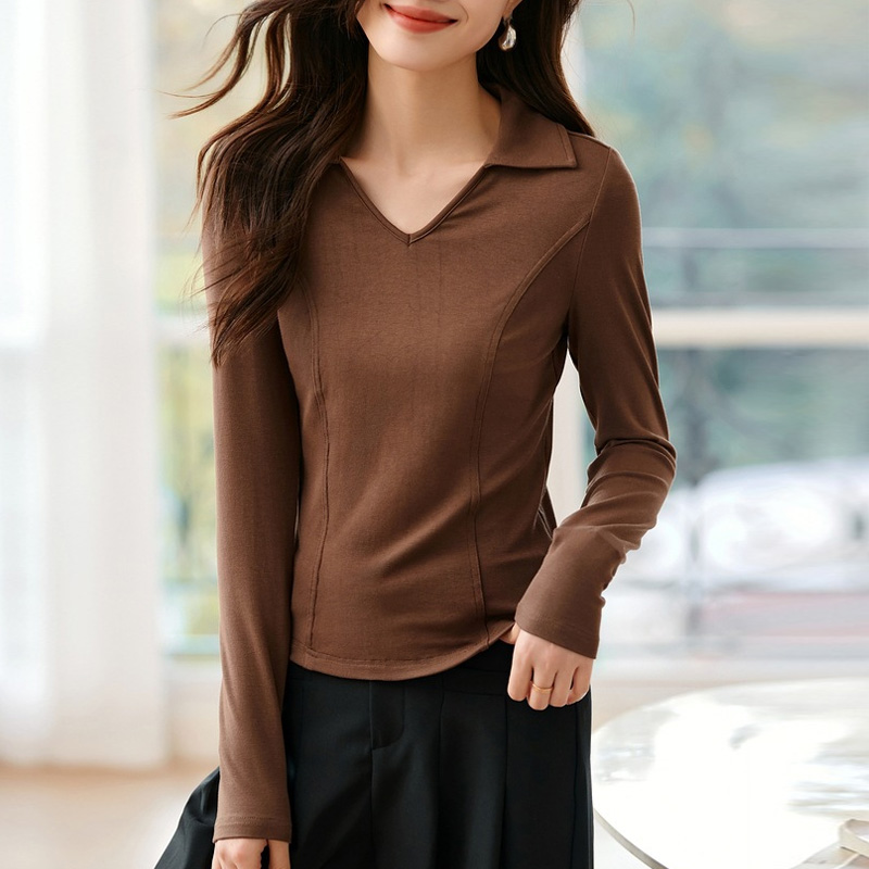 復古時尚純色翻領修身打底衫