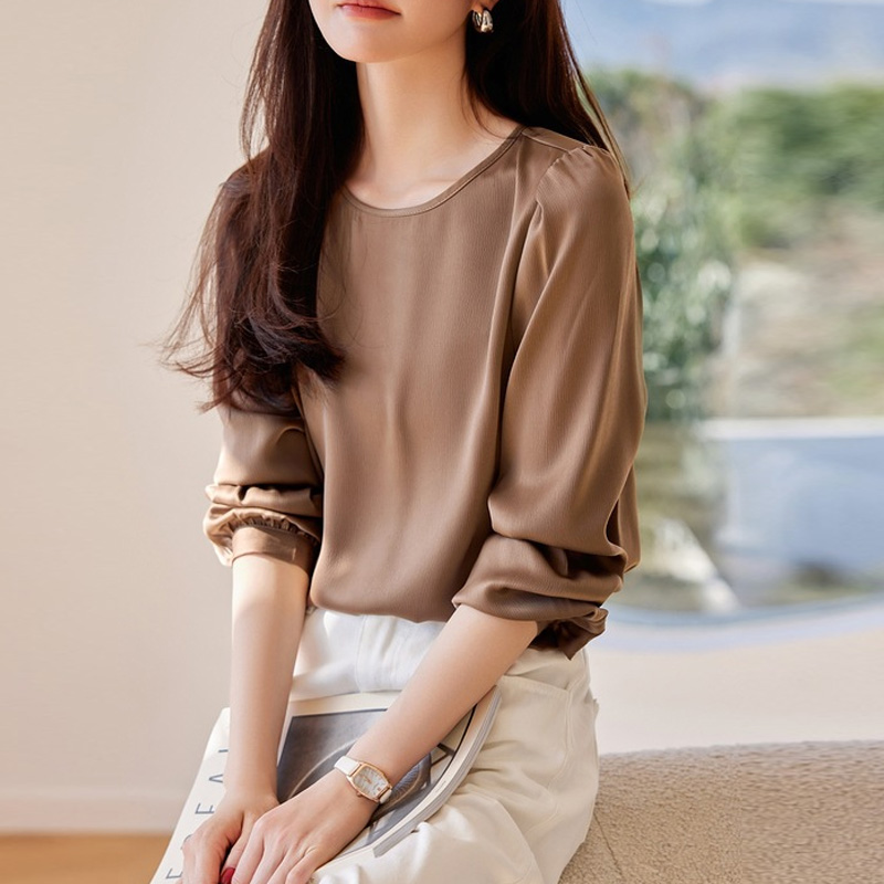 氣質簡約細褶圓領鍛面襯衫