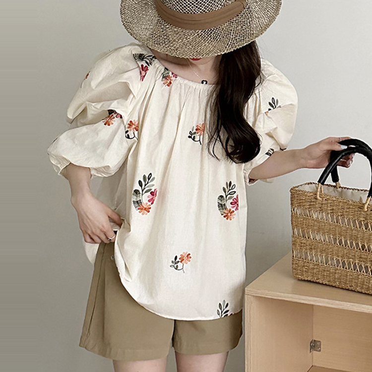 韓系繡花氣質甜美優雅泡泡袖襯衫