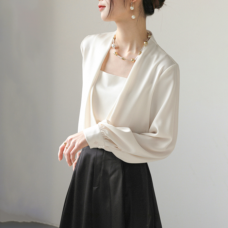 法式純色正肩V領襯衫