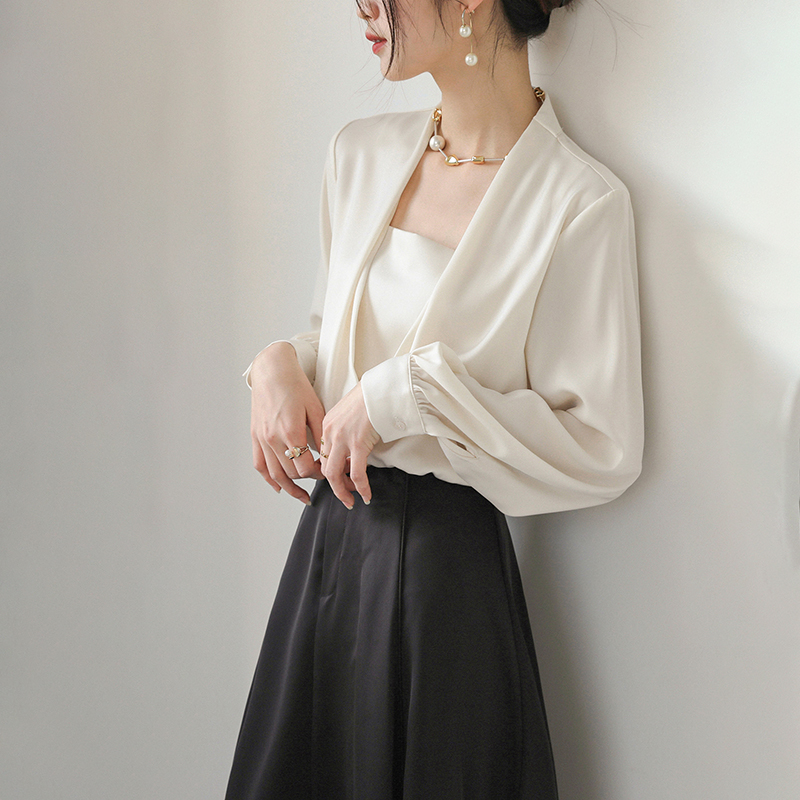 法式純色正肩V領襯衫