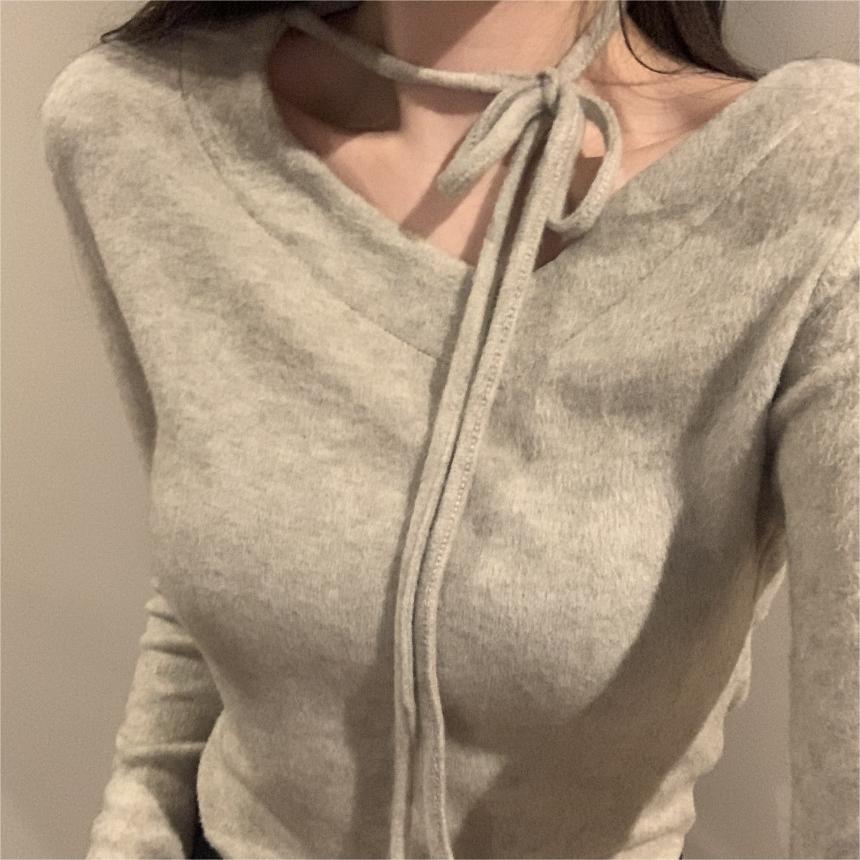 法式V領露鎖骨繫帶長袖打底衫