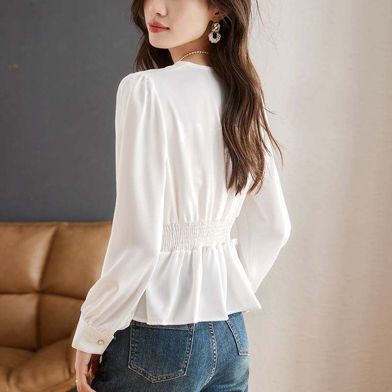 v領緞面百搭飄帶襯衫