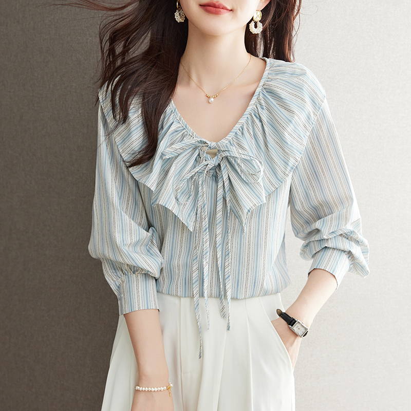 藍白條紋荷葉邊繫帶燈籠袖襯衫