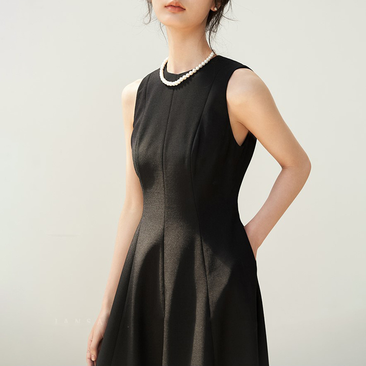 早春立體剪裁顯瘦優雅連衣裙