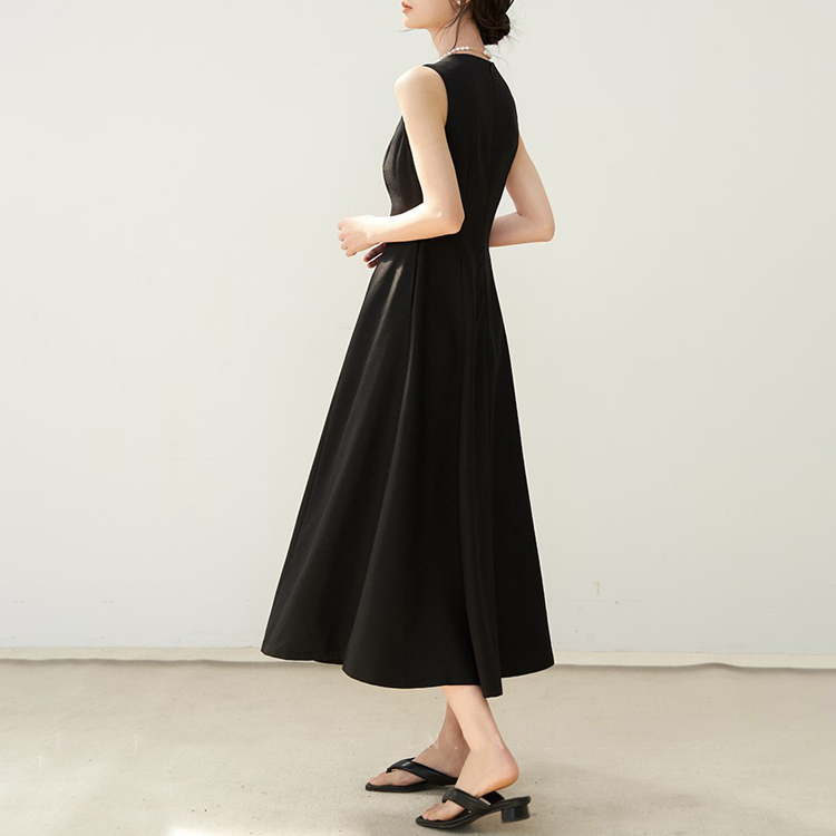 早春立體剪裁顯瘦優雅連衣裙