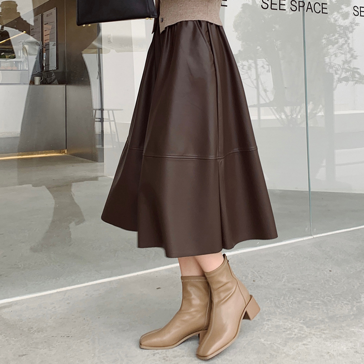 PU氣質垂墜感A字傘裙