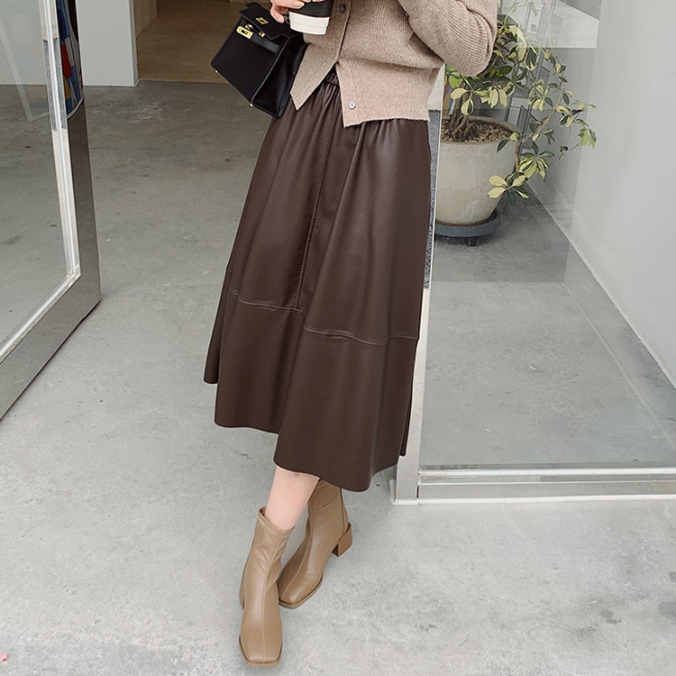 PU氣質垂墜感A字傘裙