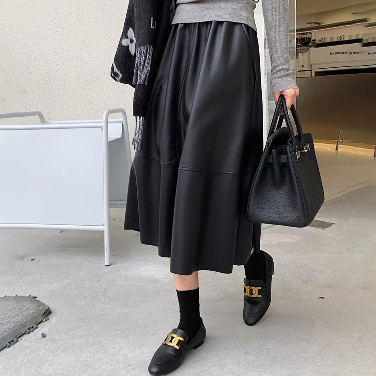 PU氣質垂墜感A字傘裙