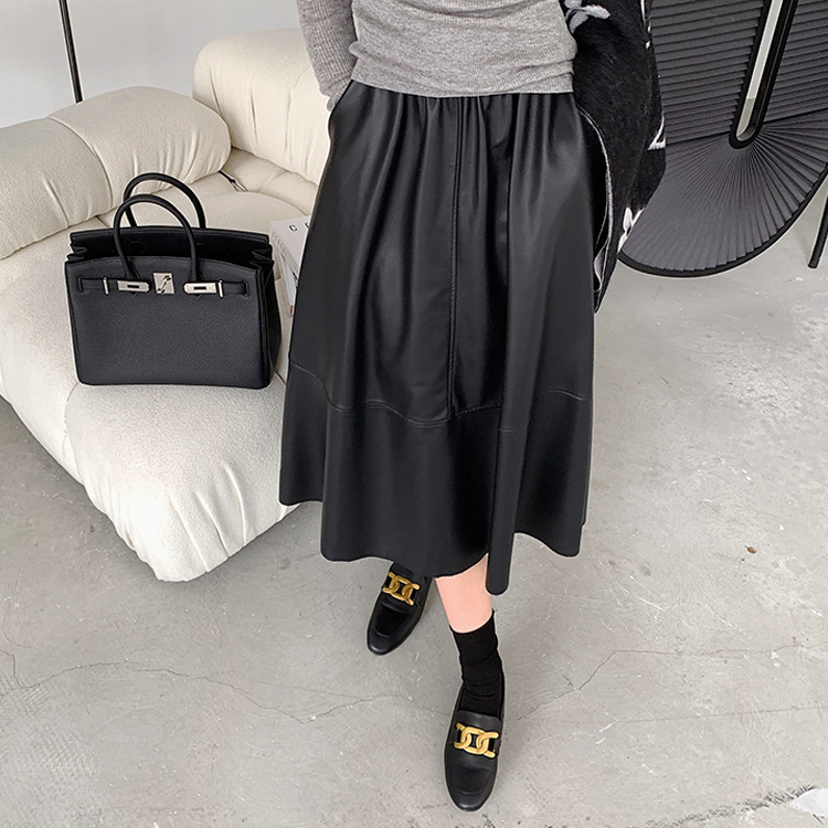 PU氣質垂墜感A字傘裙