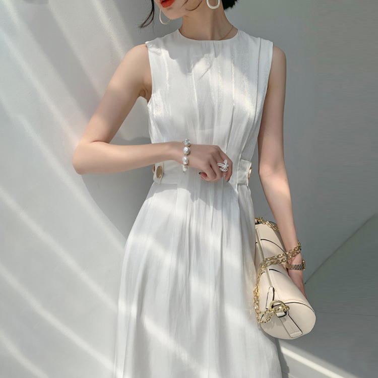 春夏法式鎏光緞面A字連衣裙