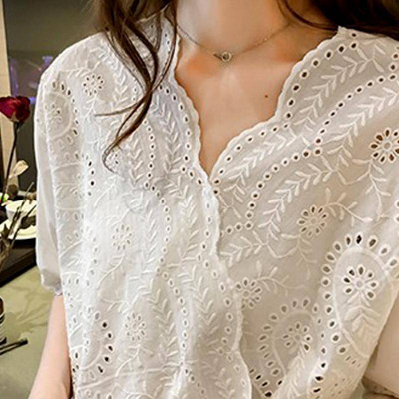 韓版鉤花鏤空V領蕾絲衫