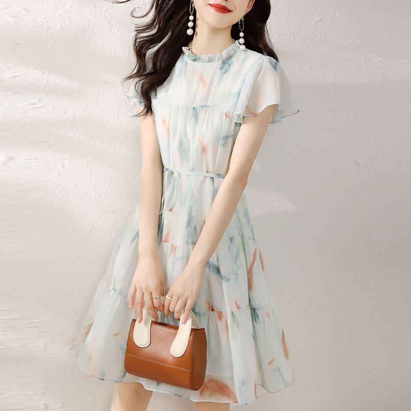 小清新蕾絲領雪紡連身裙