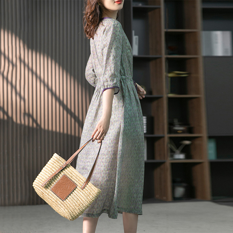 韓版碎花圓領收腰洋裝