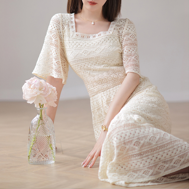 【夢遊仙境】復古法式方領氣質修身連衣裙